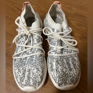 Adidas sneakers size 9.5